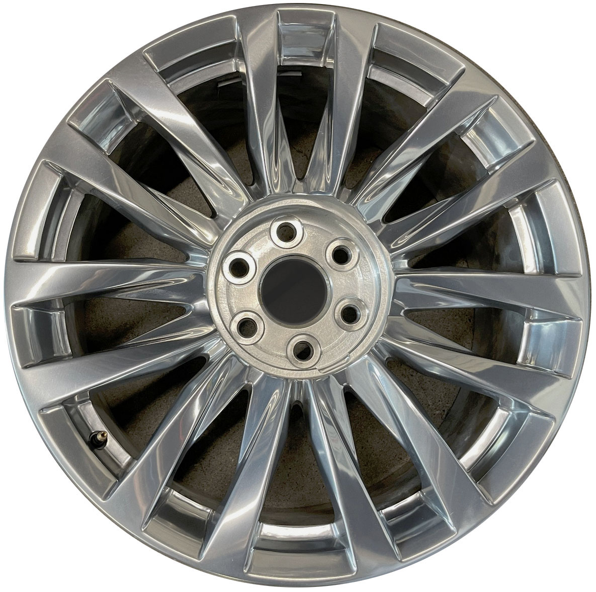 cadillac escalade rim part #95026