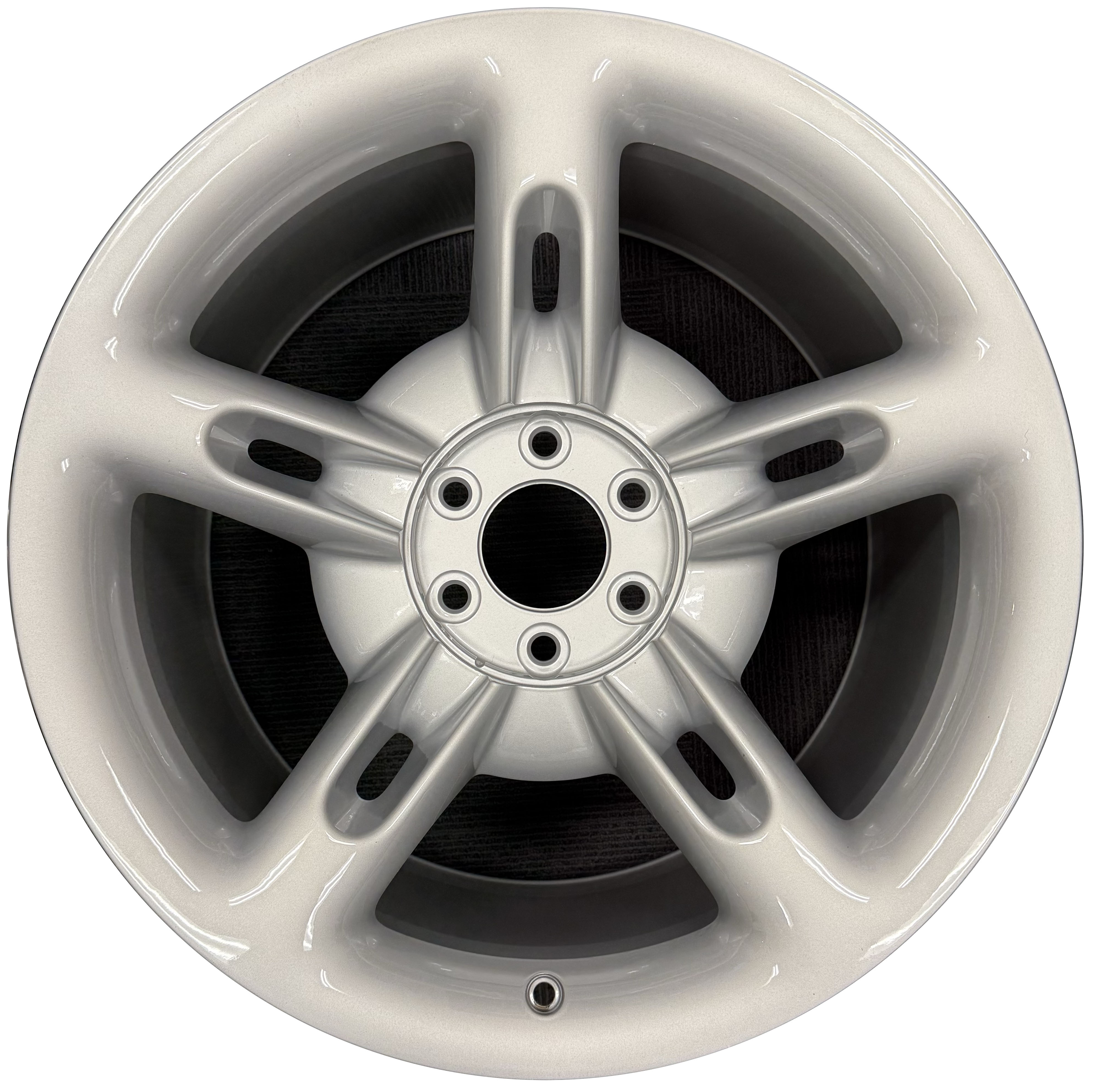 chevrolet ssr rim part #5169