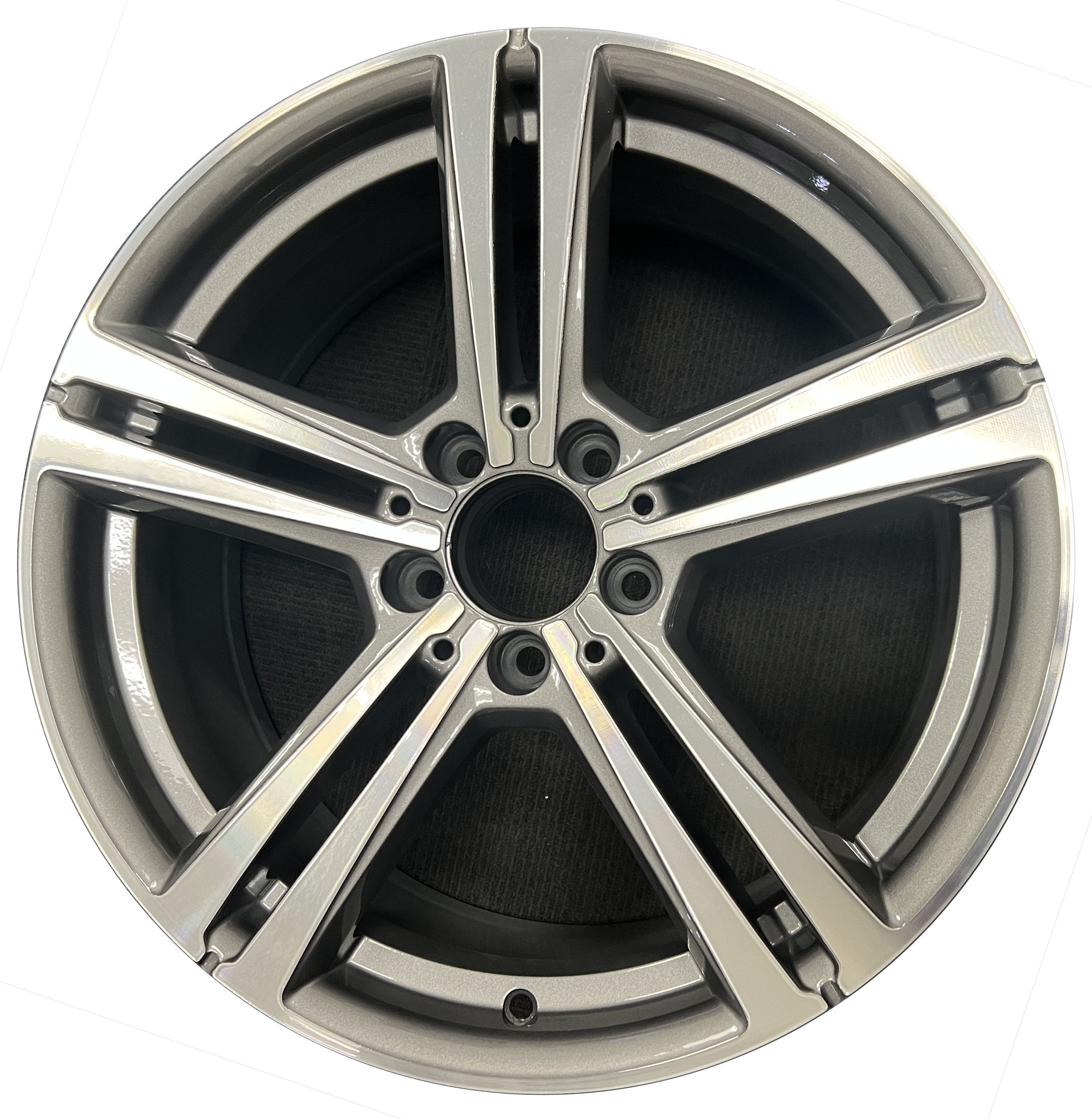 mercedes-glc class rim part #85796