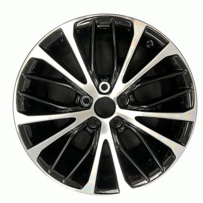 18" x 8" 2018-2022 Toyota Camry  (Compatible with Camry and Camry Hybrid) - 2018-2022 Toyota Camry (Compatible with Camry and Camry Hybrid) Used 20 Spoke  OEM Alloy Wheels 4261106E10, 4261106F70, 4261133D10, 4261133D30 75221B